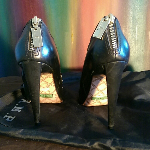 L.A.M.B. Raina Bootie - Picture 4 of 8